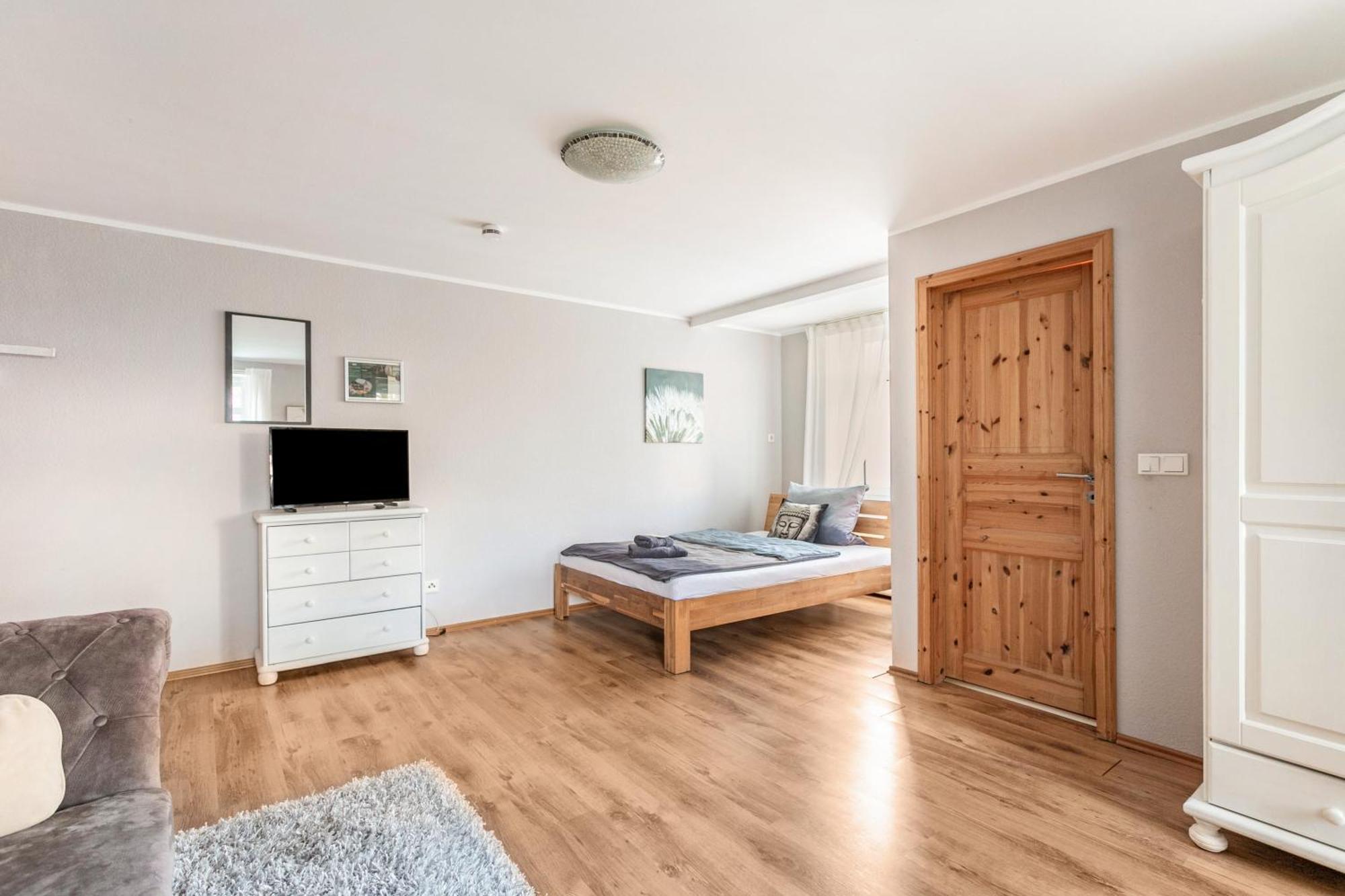 Blauquarz Und Rauchquarz Apartment Reußenköge Екстериор снимка